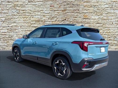 2025 Kia Seltos EX