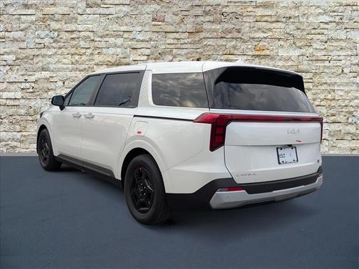 Snow White Pearl 2026 Kia Carnival LXS