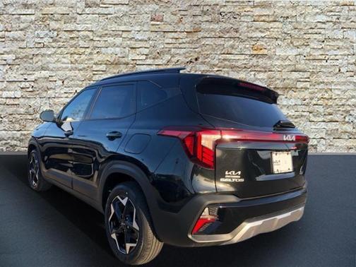 2025 Kia Seltos S