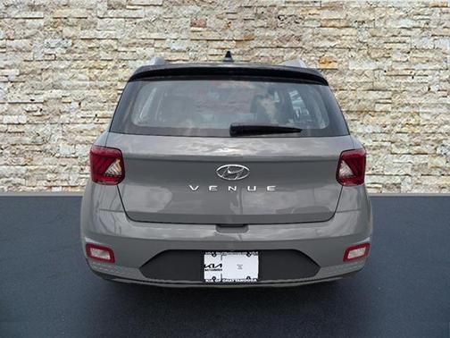 2022 Hyundai VENUE Limited