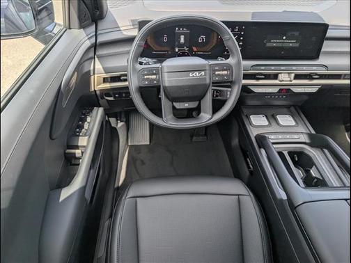 Metal 2027 Kia Telluride LX