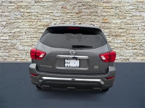 2019 Nissan Pathfinder S