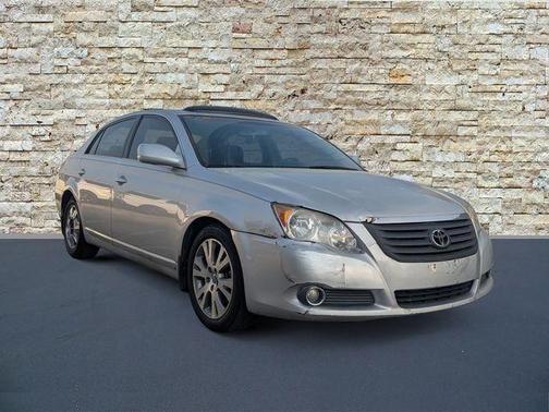 Classic Silver Metallic 2008 Toyota Avalon XL