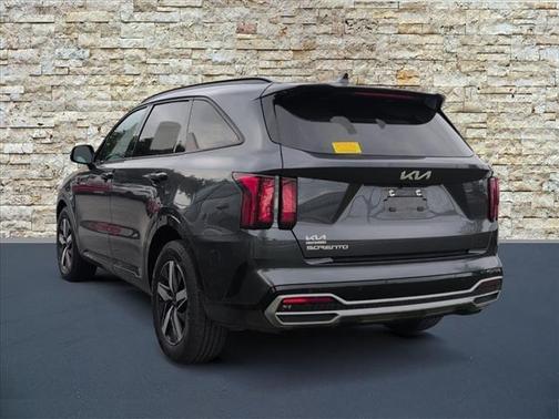 2023 Kia Sorento S