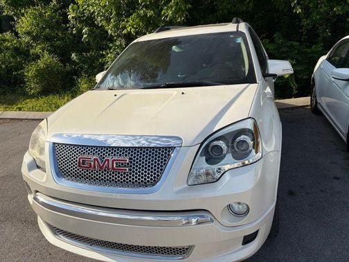 White Diamond Tri-Coat 2011 GMC Acadia Denali