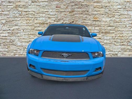 2010 Ford Mustang V6
