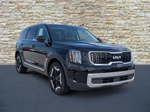 Ebony Black 2023 Kia Telluride EX