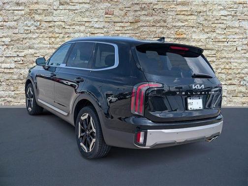 Ebony Black 2023 Kia Telluride EX