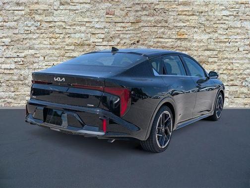 Aurora Black Pearl 2026 Kia K4 GT-LINE