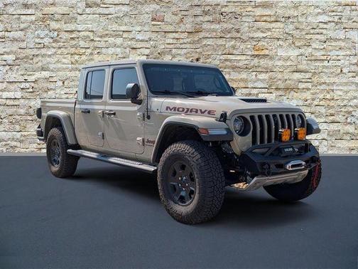 Gobi Clearcoat 2020 Jeep Gladiator Mojave