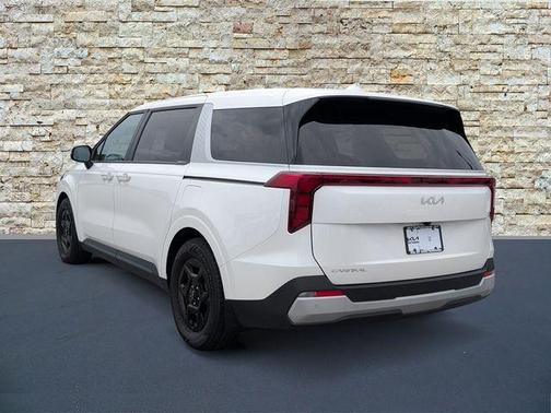Snow White Pearl 2025 Kia Carnival LXS