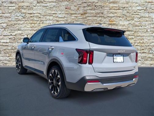 Wolf Gray 2026 Kia Sorento SX