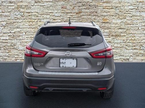 2020 Nissan Rogue Sport SV