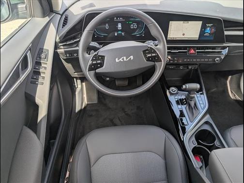Green 2026 Kia Niro EX