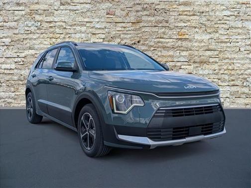 Green 2026 Kia Niro EX