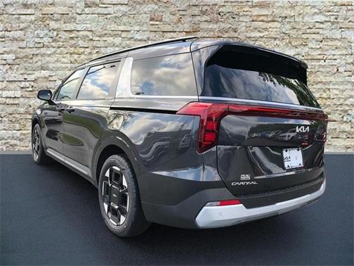 2025 Kia Carnival EX