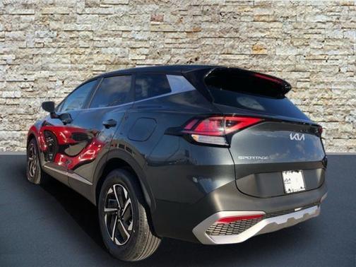2025 Kia Sportage Hybrid LX