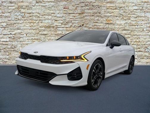 Glacial White Pearl 2021 Kia K5 GT-Line