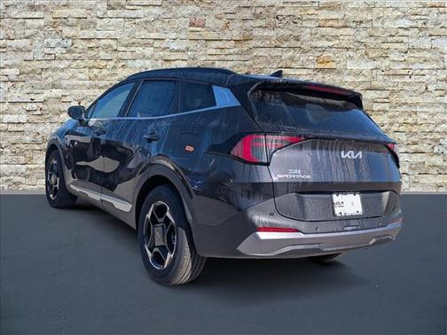 Metal 2027 Kia Sportage EX