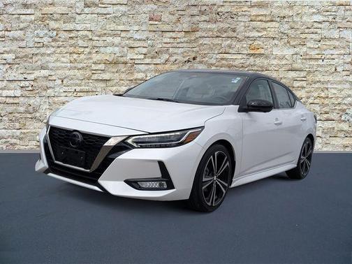 White 2023 Nissan Sentra SR