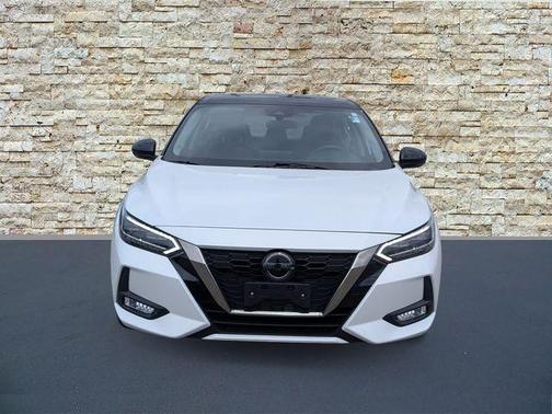 White 2023 Nissan Sentra SR