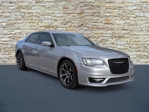 2018 Chrysler 300 S