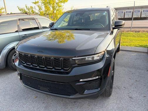 Diamond Black 2023 Jeep Grand Cherokee Limited