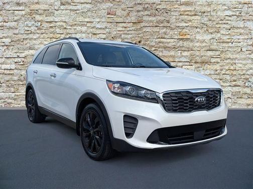 Snow White Pearl 2020 Kia Sorento S