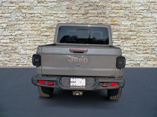 Sting Gray Clearcoat 2021 Jeep Gladiator Rubicon