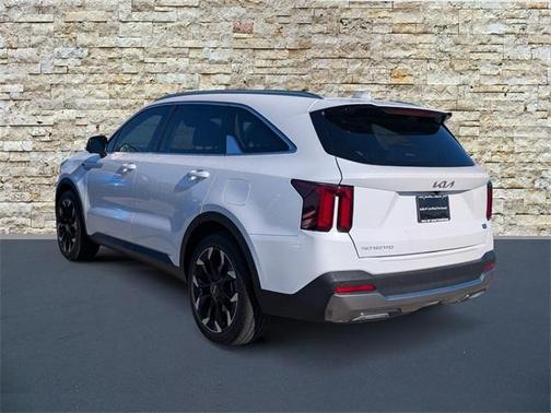 2025 Kia Sorento SX