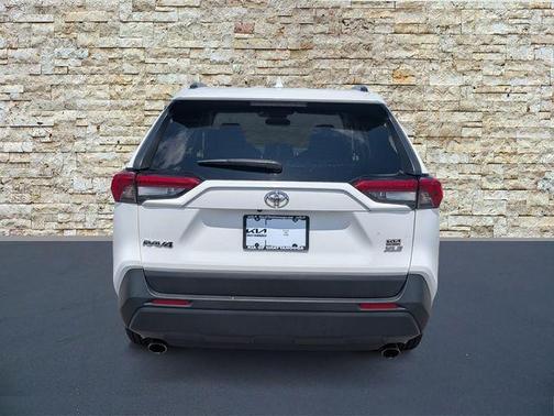 Super White 2019 Toyota RAV4 XLE