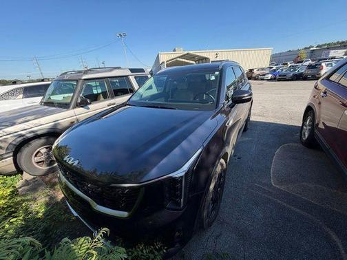 Metal 2025 Kia Sorento S