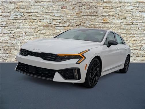 Snow White Pearl 2026 Kia K5 GT-Line