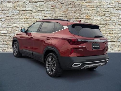 2023 Kia Seltos S
