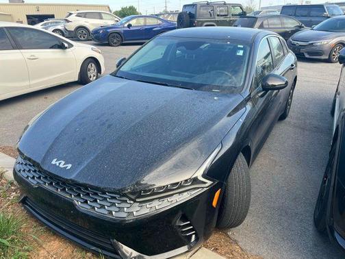 Ebony Black 2022 Kia K5 LXS