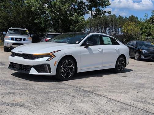2025 Kia K5 GT-Line