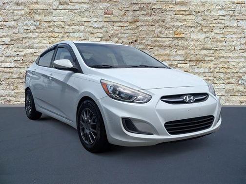 Century White 2015 Hyundai Accent GLS