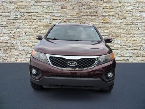 Dark Cherry 2013 Kia Sorento LX