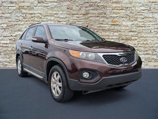 Dark Cherry 2013 Kia Sorento LX