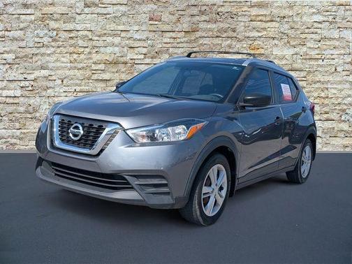 Gun Metallic 2019 Nissan Kicks S