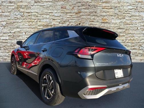 2025 Kia Sportage Hybrid LX