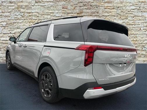 2025 Kia Carnival Hybrid EX