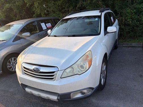 Satin White Pearl 2011 Subaru Outback 2.5i