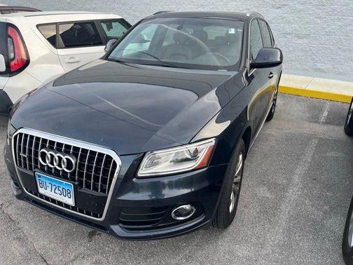 Moonlight Blue Metallic 2016 Audi Q5 2.0T Premium