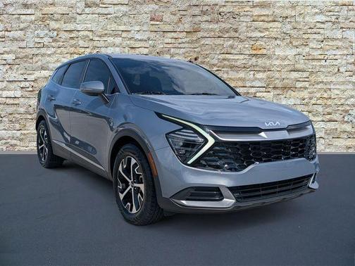 Silver 2025 Kia Sportage EX