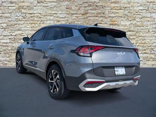 Silver 2025 Kia Sportage EX