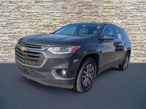 Graphite Metallic 2019 Chevrolet Traverse LT Leather