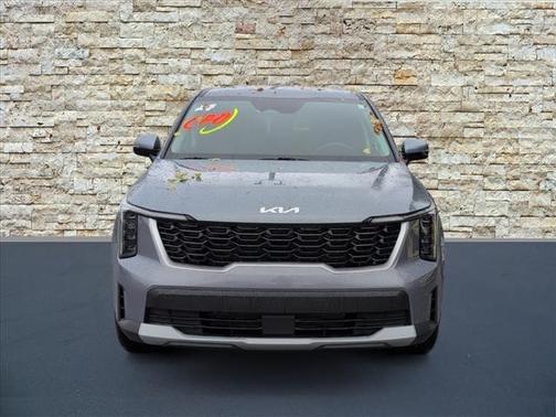 2024 Kia Sorento LX