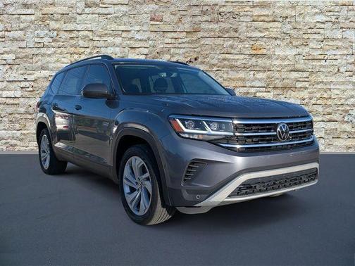 2022 Volkswagen Atlas 3.6L SE w/Technology