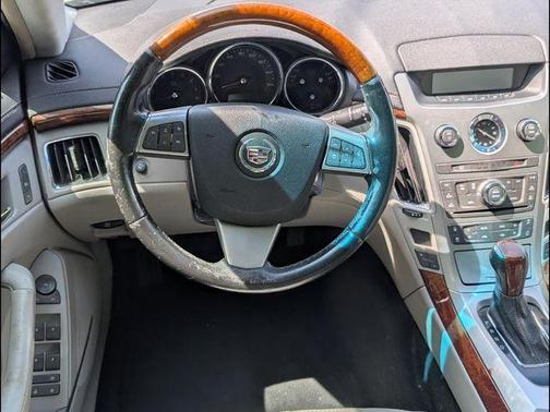White Diamond Clearcoat 2011 Cadillac CTS Luxury